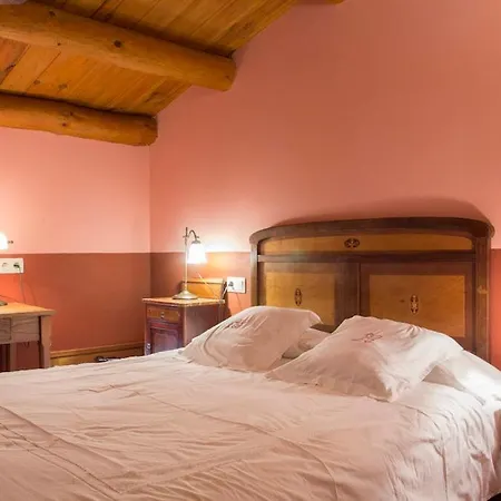 Casa Leonardo * Senterada